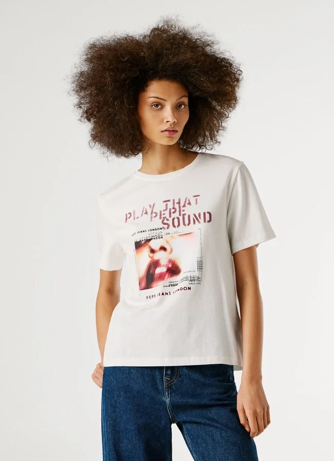 Artwork Print T-Shirt Artwork Print T-Shirt