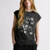 Artwork Print T-Shirt Artwork Print T-Shirt