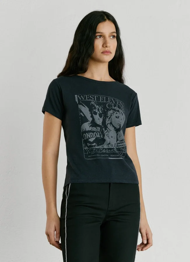 Artwork Print T-Shirt Artwork Print T-Shirt