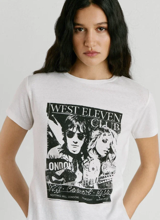 Artwork Print T-Shirt Artwork Print T-Shirt