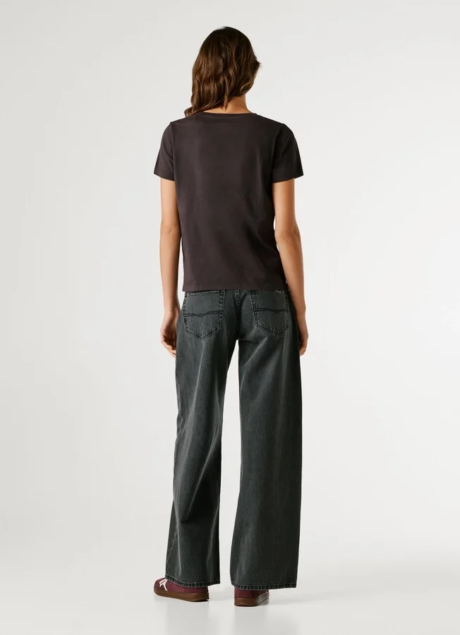 Artwork Print T-Shirt Artwork Print T-Shirt