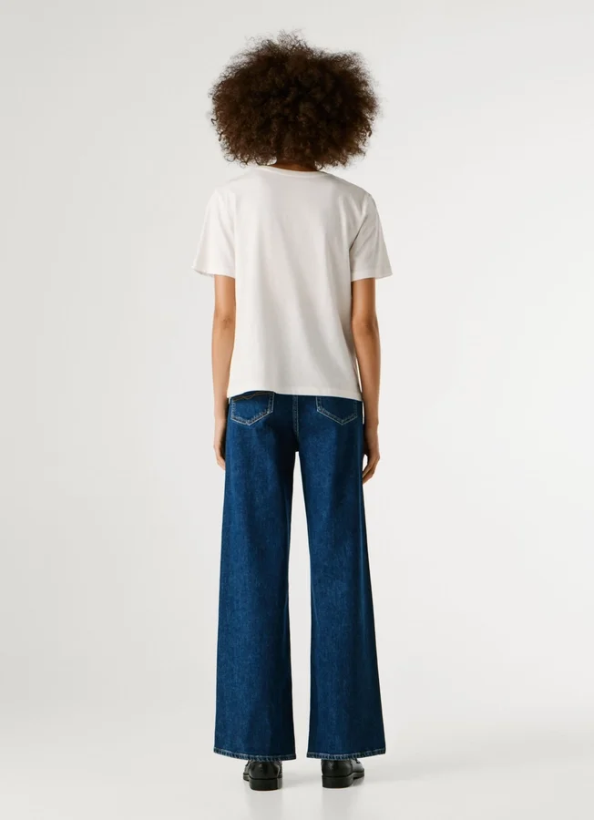 Artwork Print T-Shirt Artwork Print T-Shirt