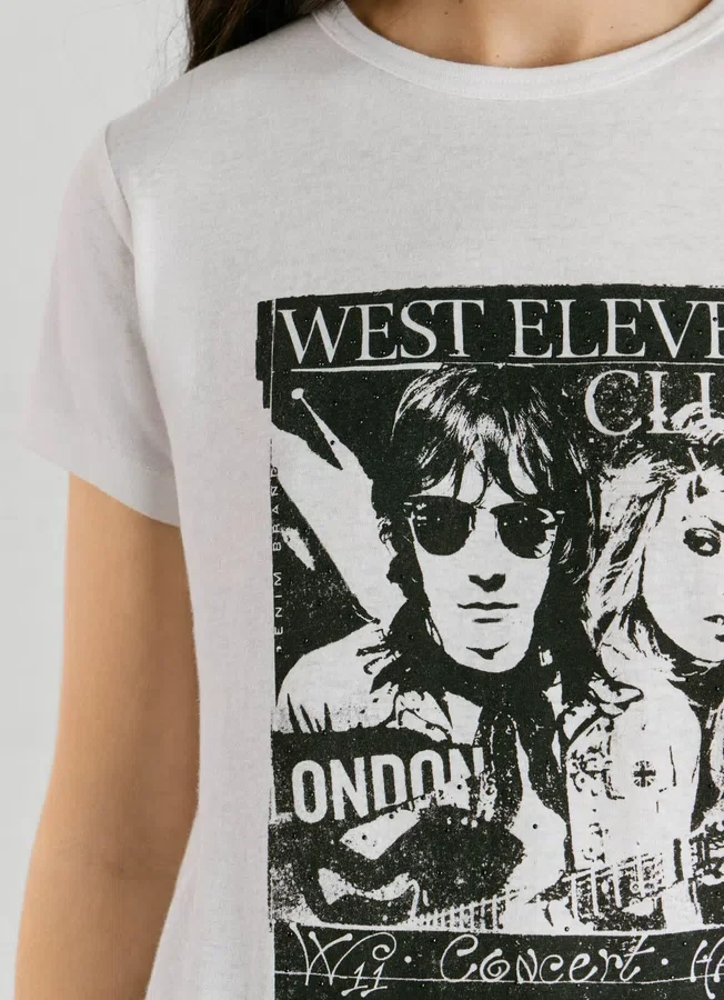 Artwork Print T-Shirt Artwork Print T-Shirt