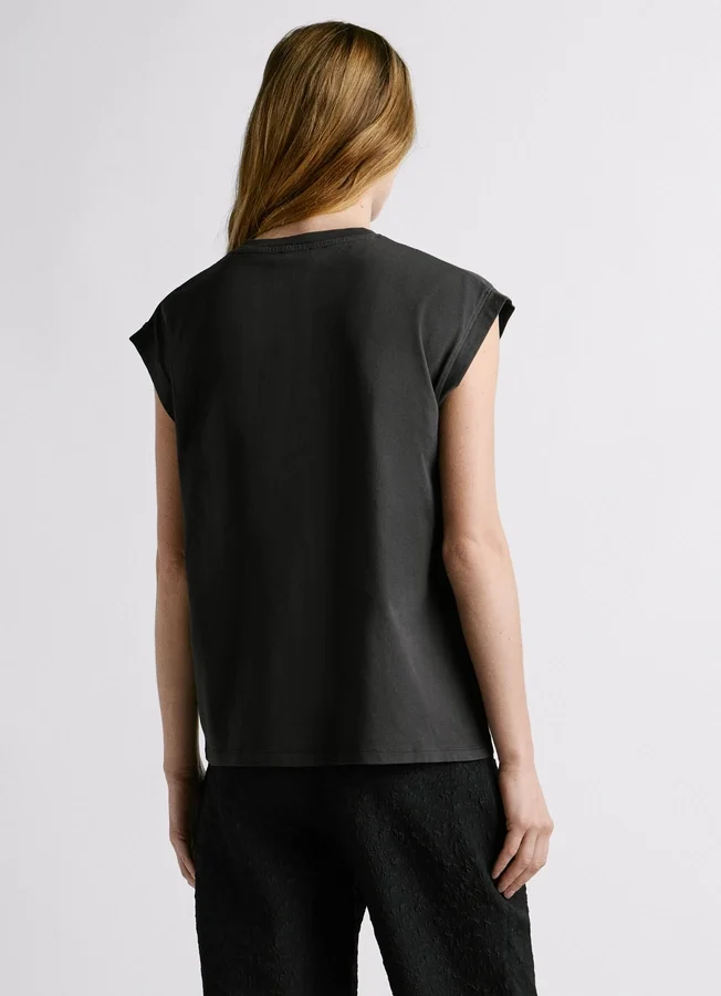 Artwork Print T-Shirt Artwork Print T-Shirt