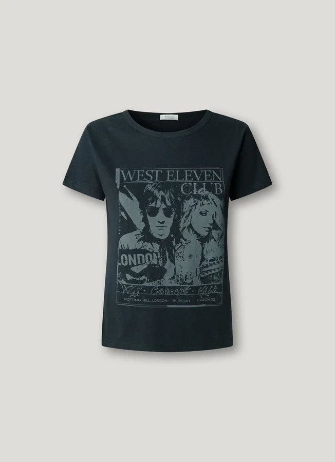 Artwork Print T-Shirt Artwork Print T-Shirt