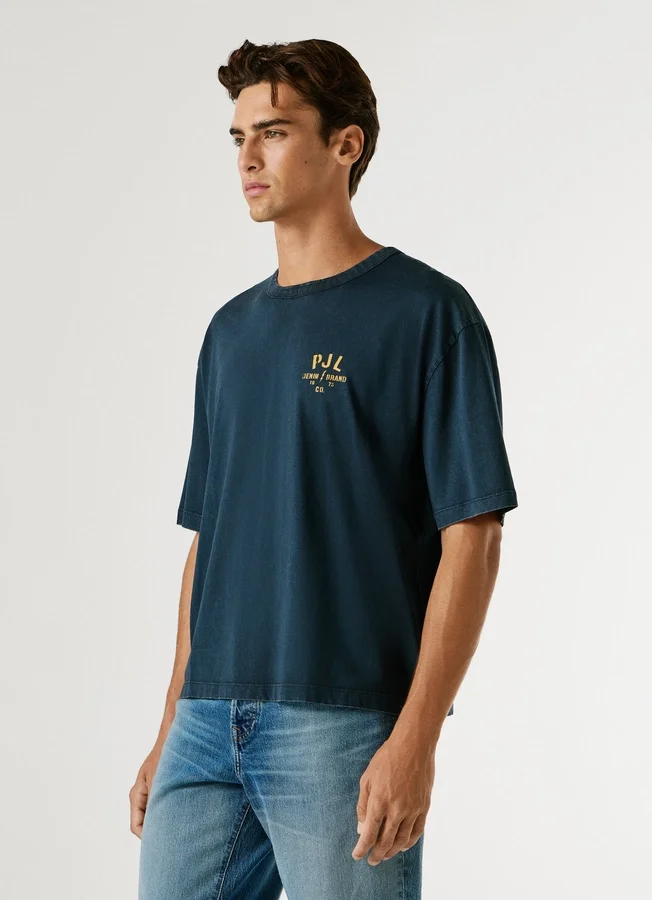 Back Print T-Shirt Back Print T-Shirt