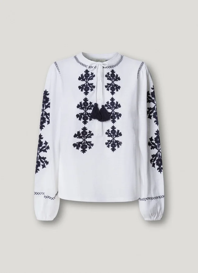 Blouse with Floral Embroidery Blouse with Floral Embroidery