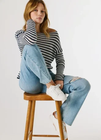 Classic Lace-Up Trainers