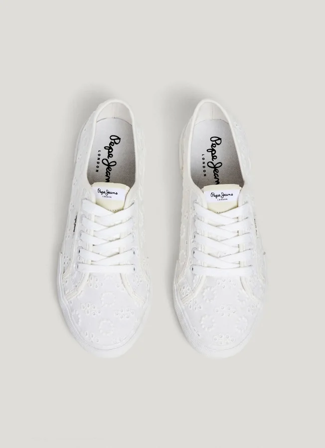 Classic Trainers with Embroidered Details – Brady Classic Trainers with Embroidered Details – Brady