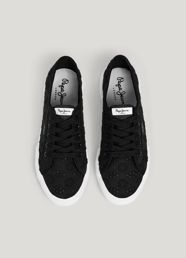 Classic Trainers with Embroidered Details – Brady Classic Trainers with Embroidered Details – Brady