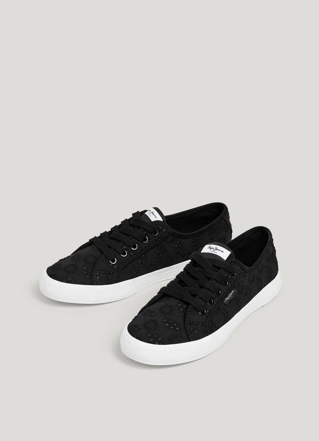 Classic Trainers with Embroidered Details – Brady Classic Trainers with Embroidered Details – Brady