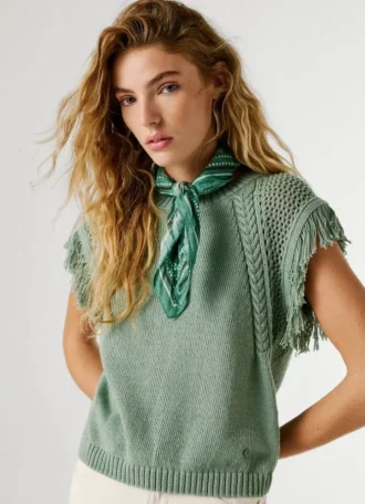 Crew Neck Knit Waistcoat