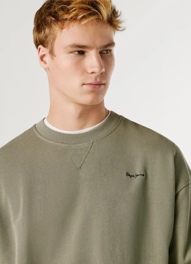 Crew Neck Logo Sweatshirt Crew Neck Logo Sweatshirt