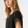 Crew Neck T-Shirt with Fringes
