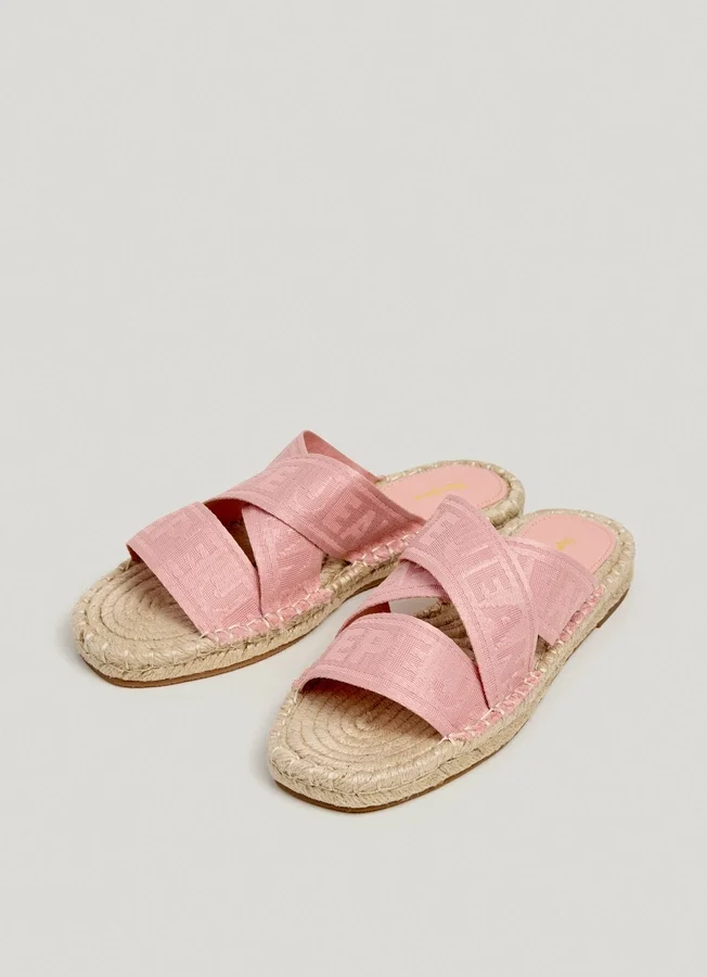Flat Sandals with Crossed Straps Flat Sandals with Crossed Straps