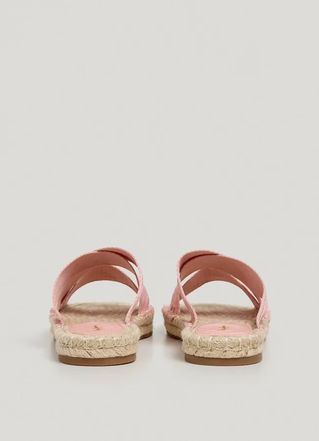 Flat Sandals with Crossed Straps Flat Sandals with Crossed Straps