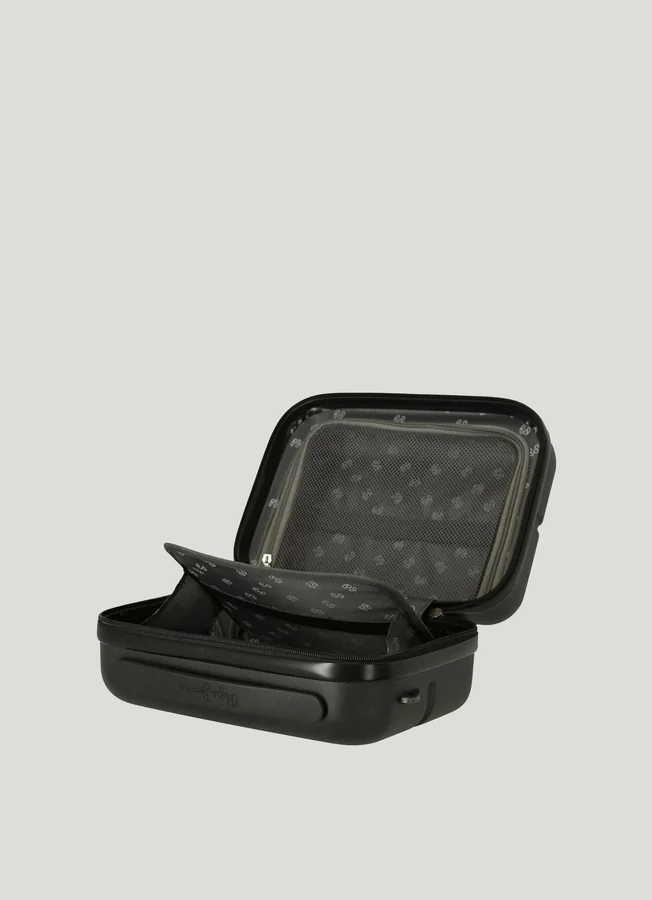 Hard-Shell Travel Bag Hard-Shell Travel Bag