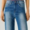 High-Rise Straight Fit Jeans – Lexa