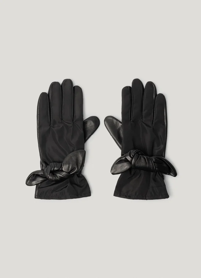 Leather Gloves Leather Gloves