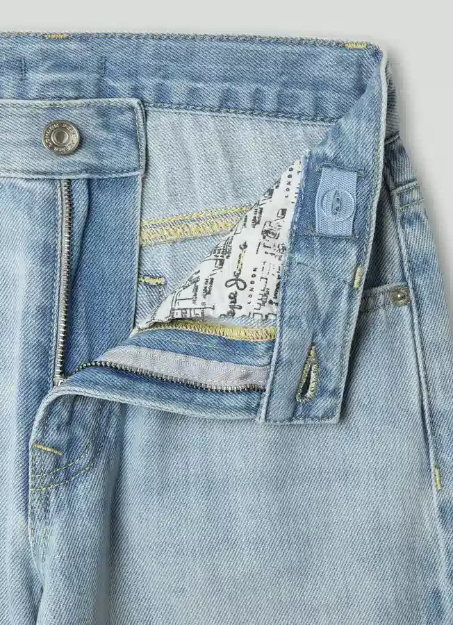 Loose Fit Mid-Rise Jeans – Dan Loose Fit Mid-Rise Jeans – Dan