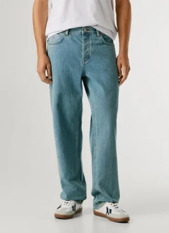 Loose Fit Mid-Rise Jeans – Helix