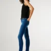 Low-Rise Skinny Fit Jeans – Soho