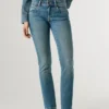 Low-Rise Slim Fit Jeans – Iconic Brooke