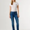 Low-Rise Slim Fit Jeans – Iconic Brooke