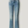 Low-Rise Slim Fit Jeans – Venus