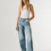 Mid-Rise Loose Fit Jeans