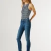 Mid-Rise Skinny Fit Jeans – Regent