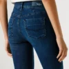 Mid-Rise Straight Fit Jeans – Beryl