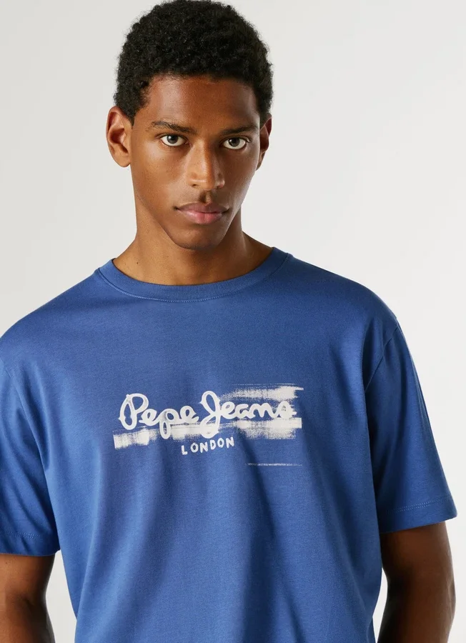 Regular Fit Logo Print T-Shirt Regular Fit Logo Print T-Shirt