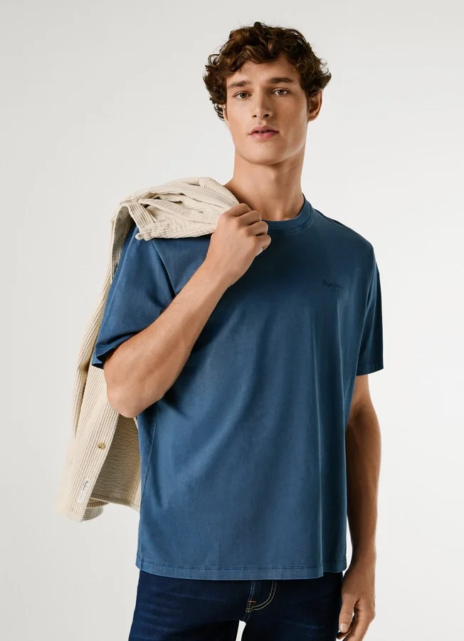 Regular Fit Logo Print T-Shirt Regular Fit Logo Print T-Shirt