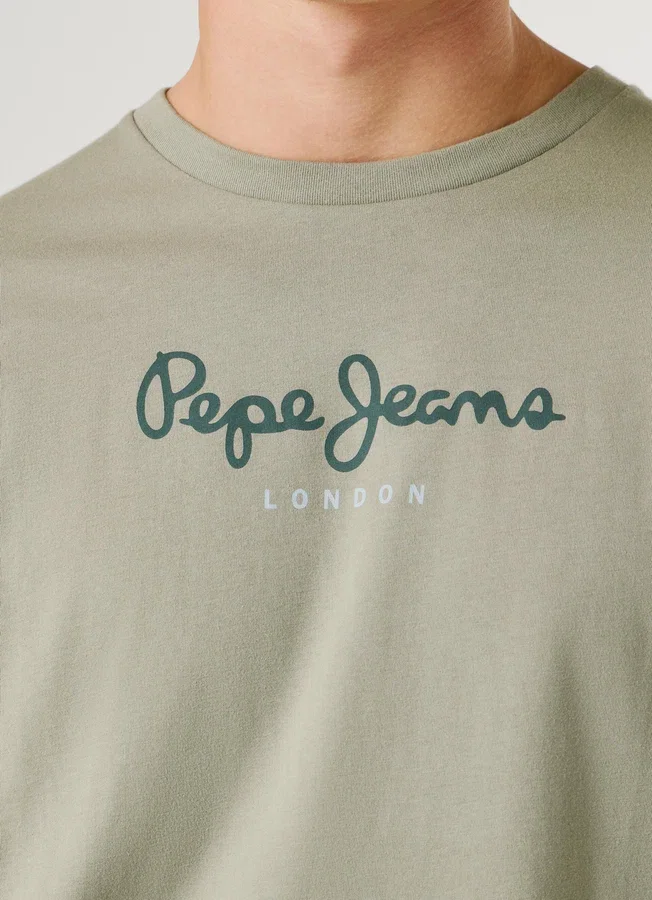 Regular Fit Logo Print T-Shirt Regular Fit Logo Print T-Shirt