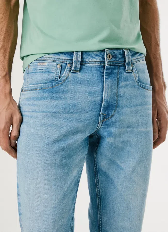 Regular Fit Mid-Rise Jeans – Cash Regular Fit Mid-Rise Jeans – Cash