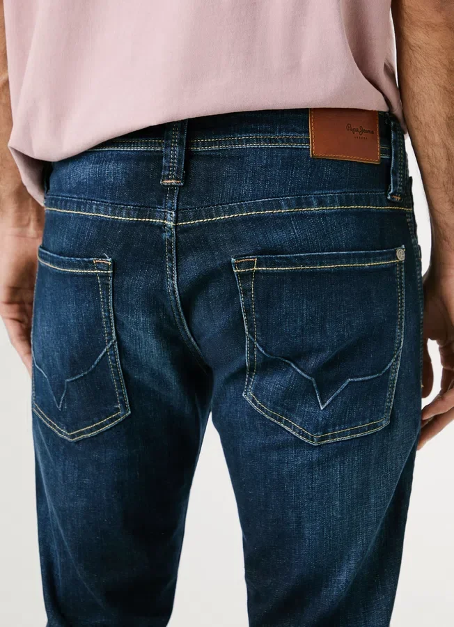 Regular Fit Mid-Rise Jeans – Cash Regular Fit Mid-Rise Jeans – Cash