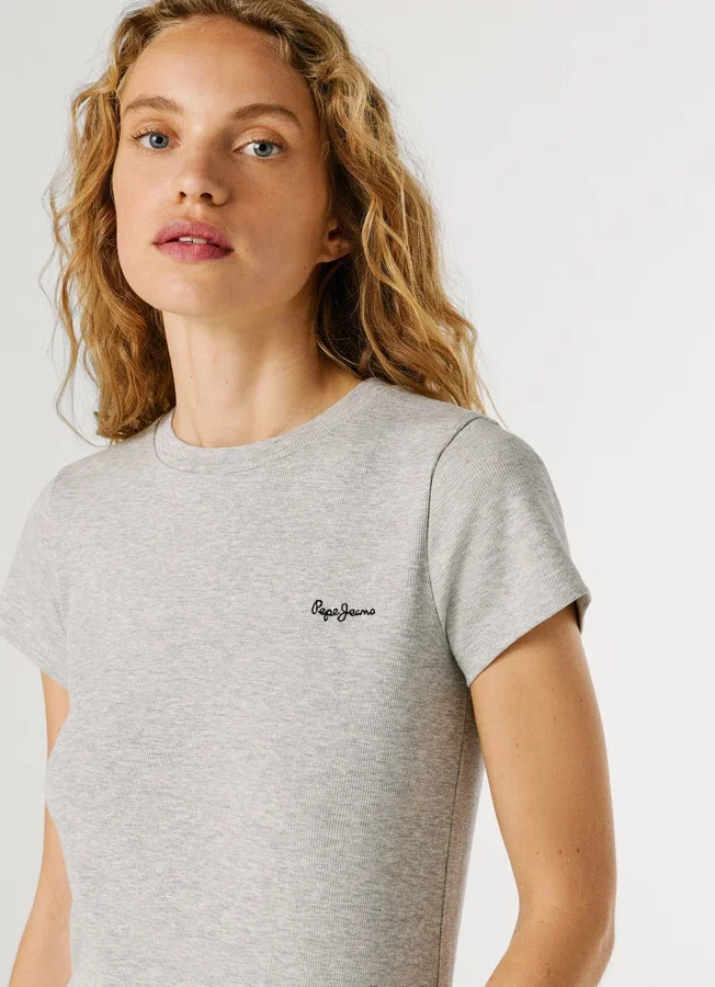 Ribbed Embroidered Logo T-Shirt Ribbed Embroidered Logo T-Shirt