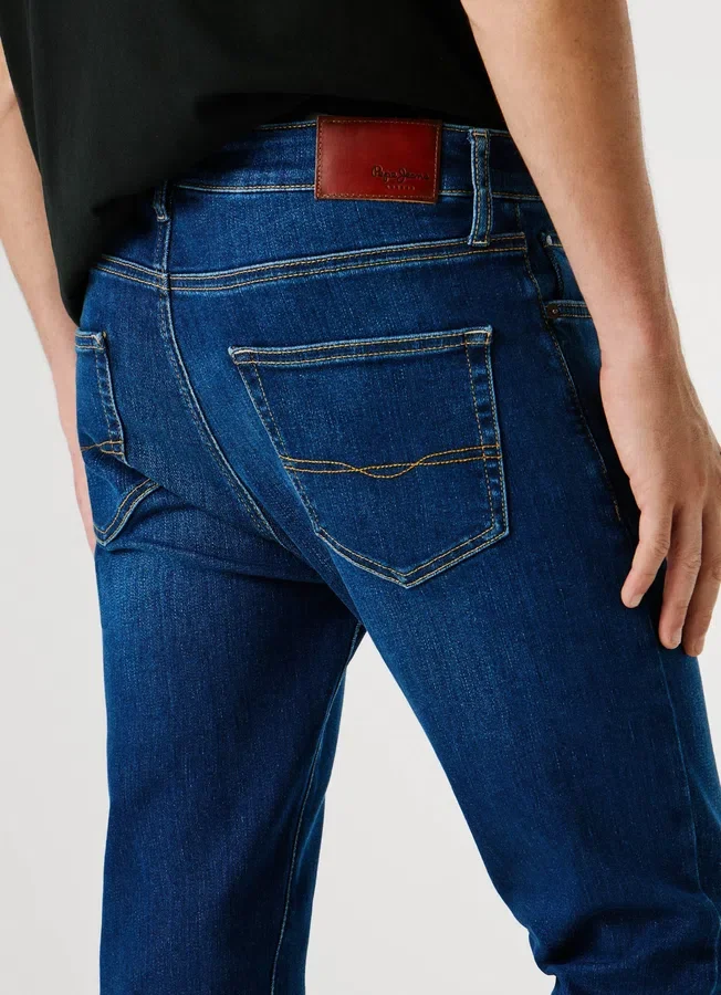 Skinny Fit Mid-Rise Jeans – Finsbury Skinny Fit Mid-Rise Jeans – Finsbury