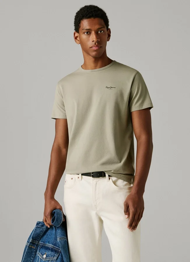 Slim Fit Logo Print T-Shirt Slim Fit Logo Print T-Shirt