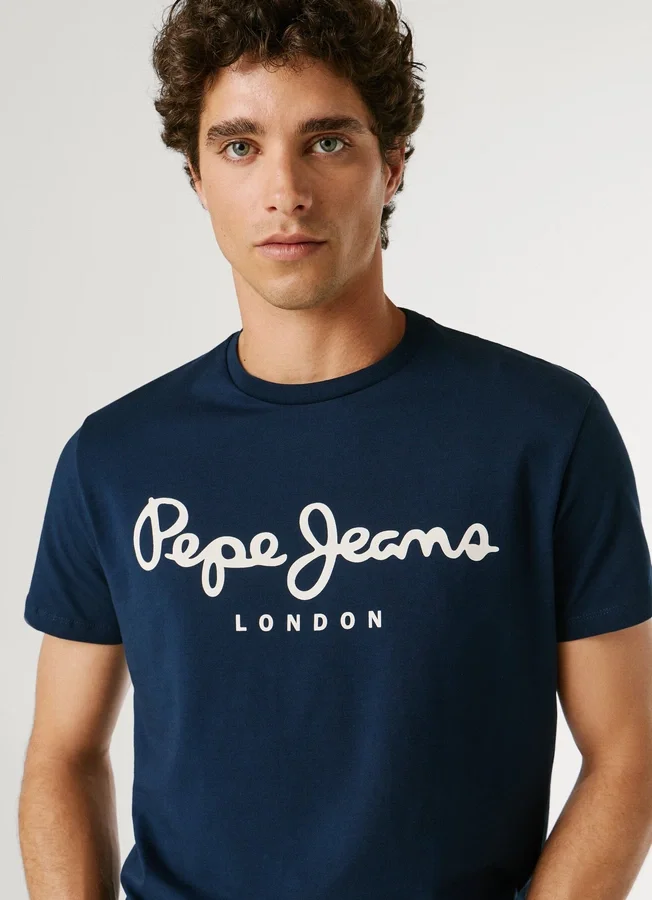 Slim Fit Logo Print T-Shirt Slim Fit Logo Print T-Shirt