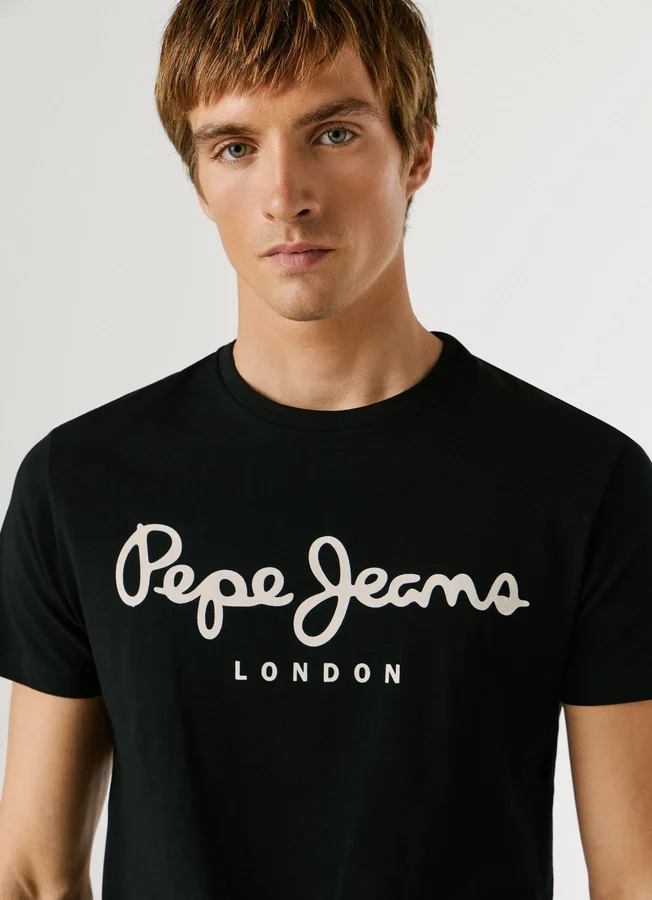 Slim Fit Logo Print T-Shirt Slim Fit Logo Print T-Shirt