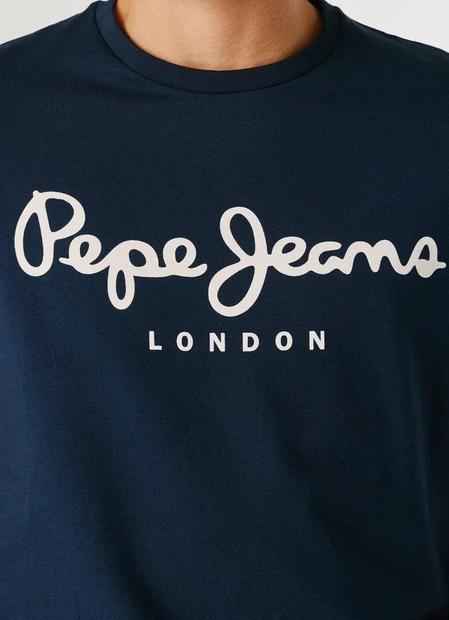 Slim Fit Logo Print T-Shirt Slim Fit Logo Print T-Shirt