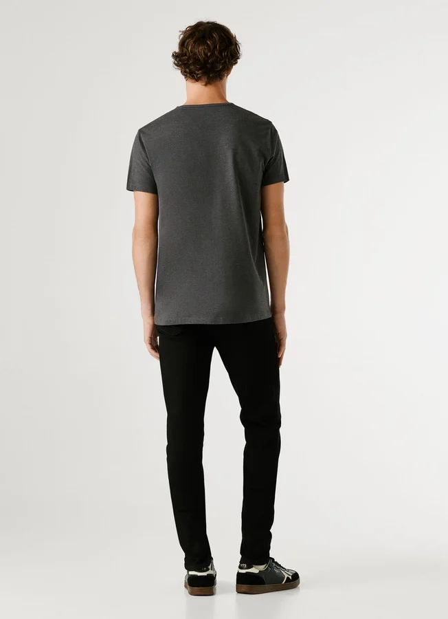 Slim Fit Logo Print T-Shirt Slim Fit Logo Print T-Shirt