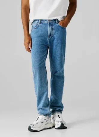 Straight Fit Mid-Rise Jeans