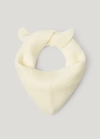 Triangular Knit Scarf