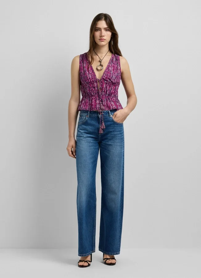 V-Neck Sleeveless Top V-Neck Sleeveless Top