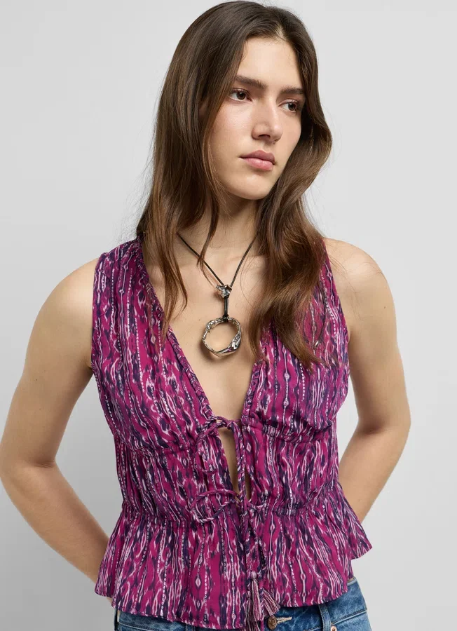 V-Neck Sleeveless Top V-Neck Sleeveless Top