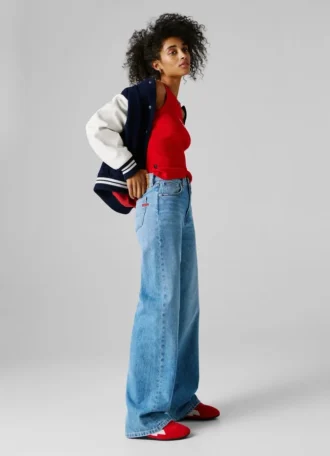 Wide Fit Mid-Rise Jeans